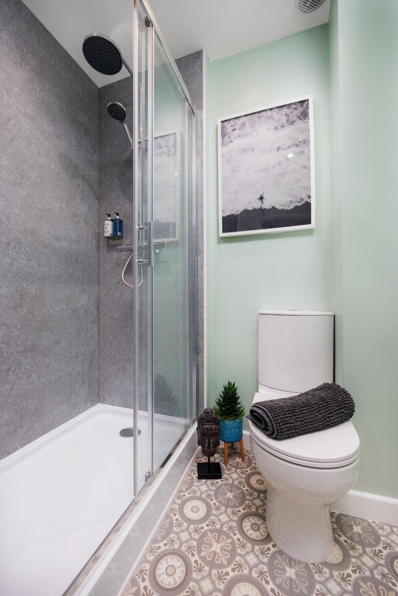 Boujis Central Plymouth Apartment - Sleeps 4 - Habita Property Exterior foto